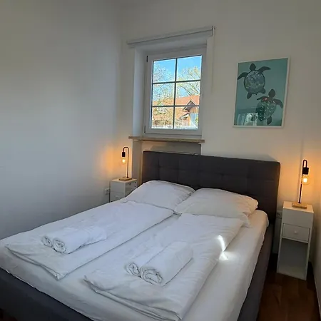 Grand - Perfekt Fuer 6! Kueche Parken Wlan Apartmán *