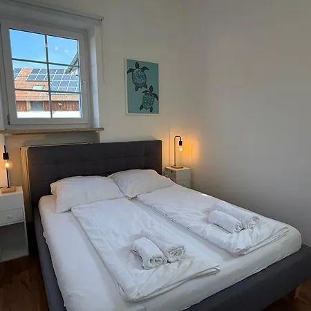 Grand - Perfekt Fuer 6! Kueche Parken Wlan Apartmán *